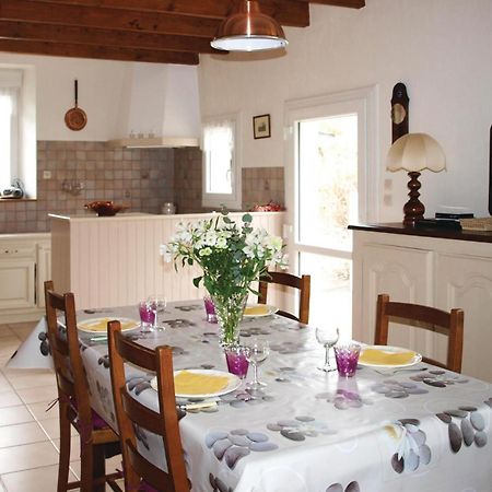 3 Bedroom Awesome Home In Lézardrieux Exteriér fotografie